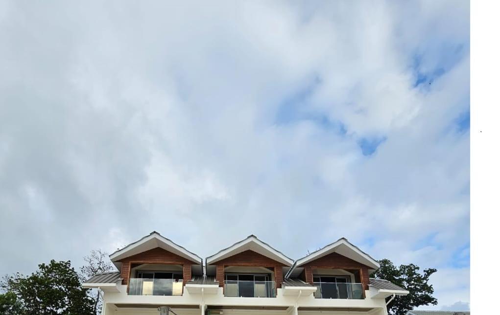 La Digue Luxury Beach Bungalow Spa&Gym Exterior foto